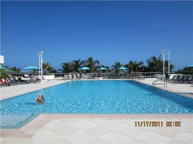 100 Lincoln Rd # 1112, Miami Beach FL 33139 — 22