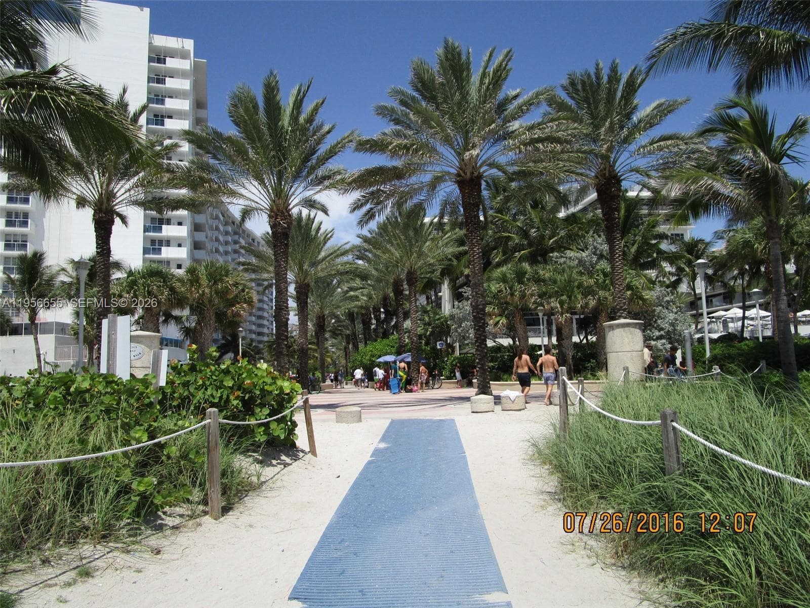 100 Lincoln Rd # 1112, Miami Beach FL 33139 — 41