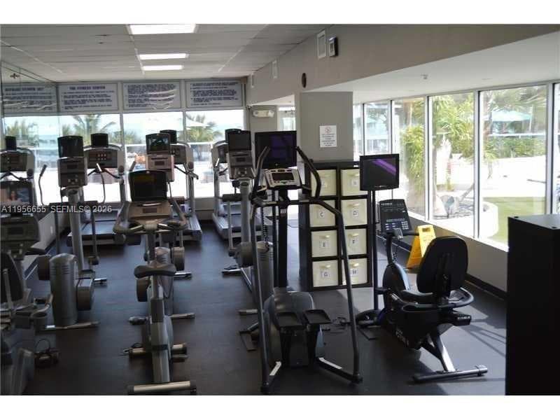 100 Lincoln Rd # 1112, Miami Beach FL 33139 — 31