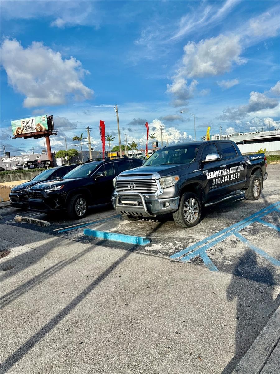 8401 NW South River Dr, Medley FL 33166 — 3