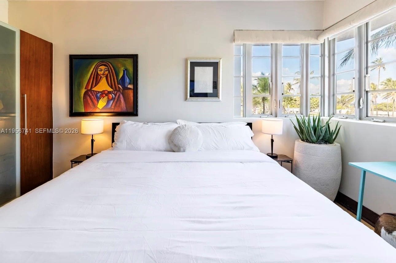 1036 Ocean Dr # B201, Miami Beach FL 33139 — 9