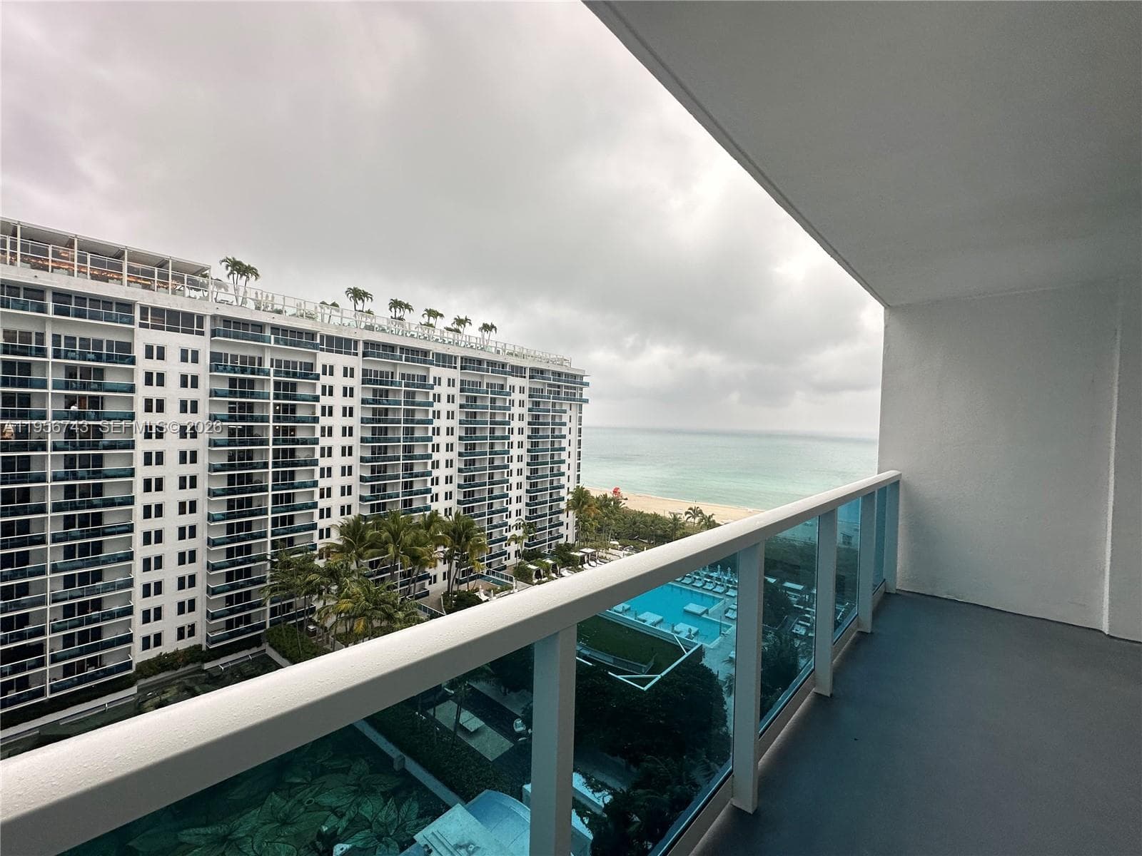 2301 Collins Ave # 1421, Miami Beach FL 33139 — 16