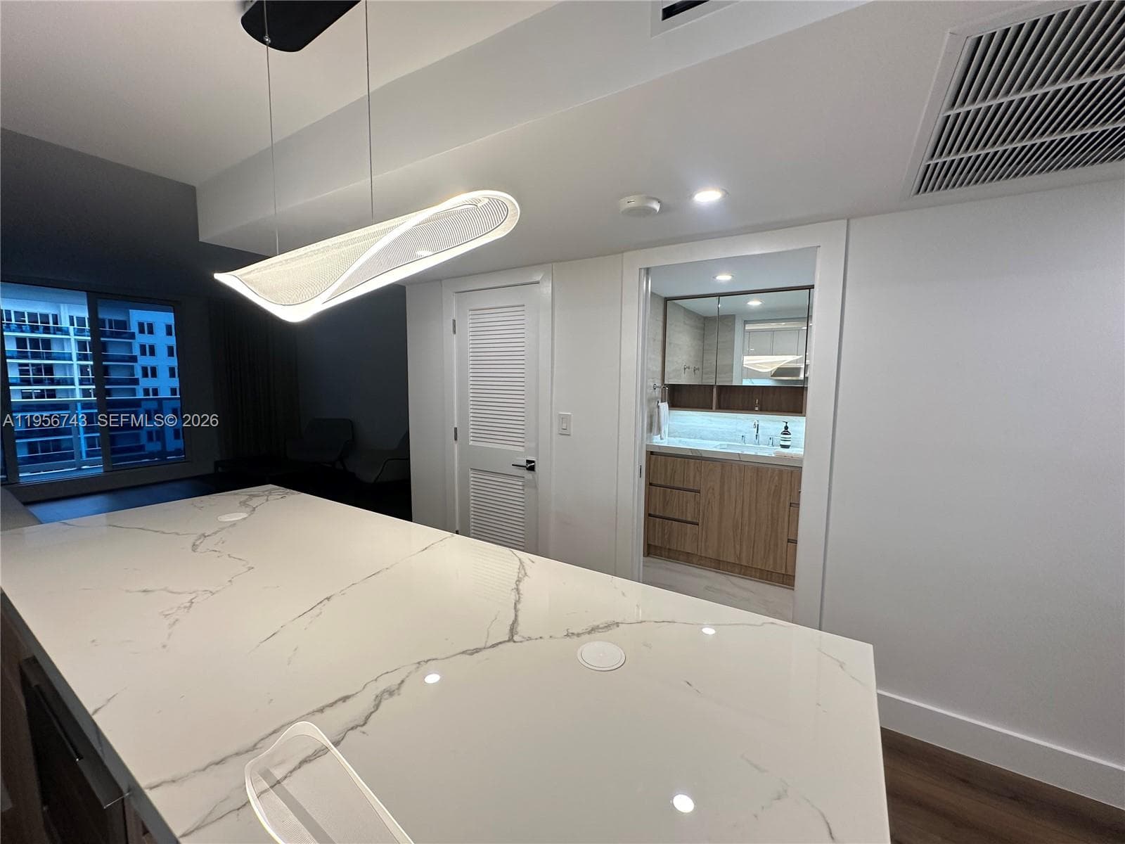 2301 Collins Ave # 1421, Miami Beach FL 33139 — 10