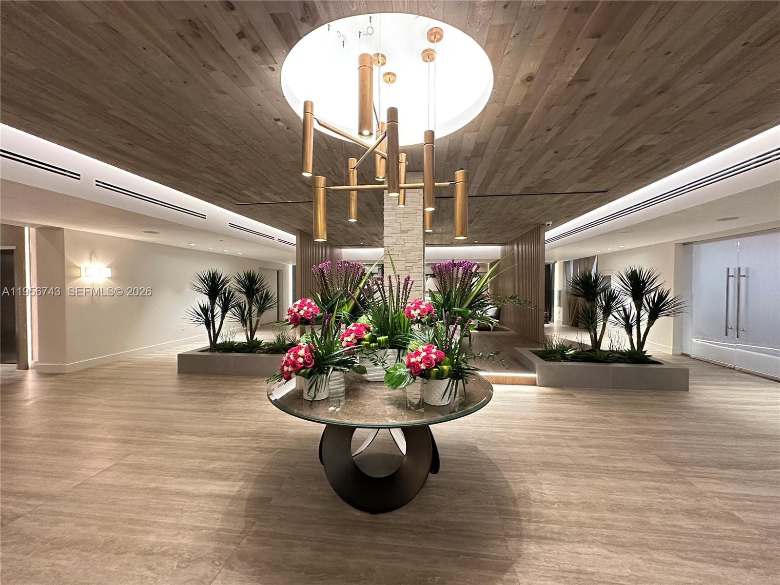 2301 Collins Ave # 1421, Miami Beach FL 33139 — 18