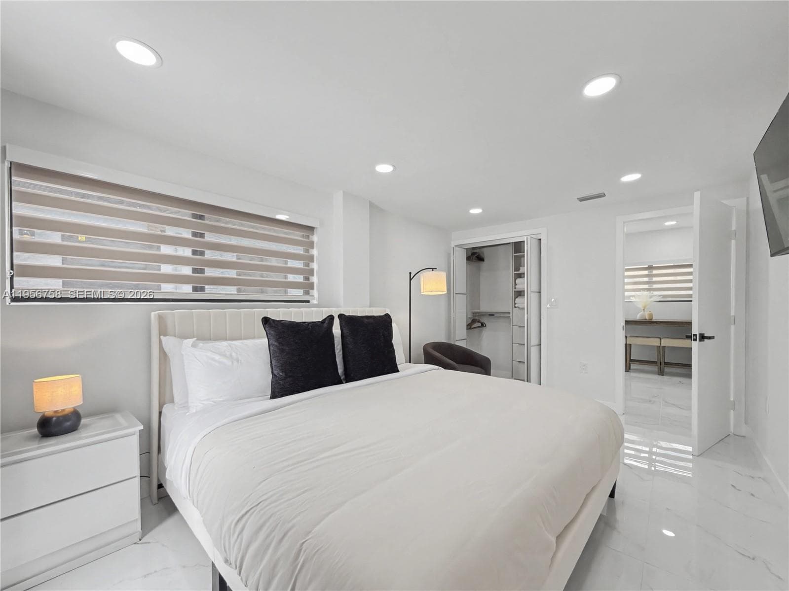 2490 SW 17th St, Miami FL 33145 — 32