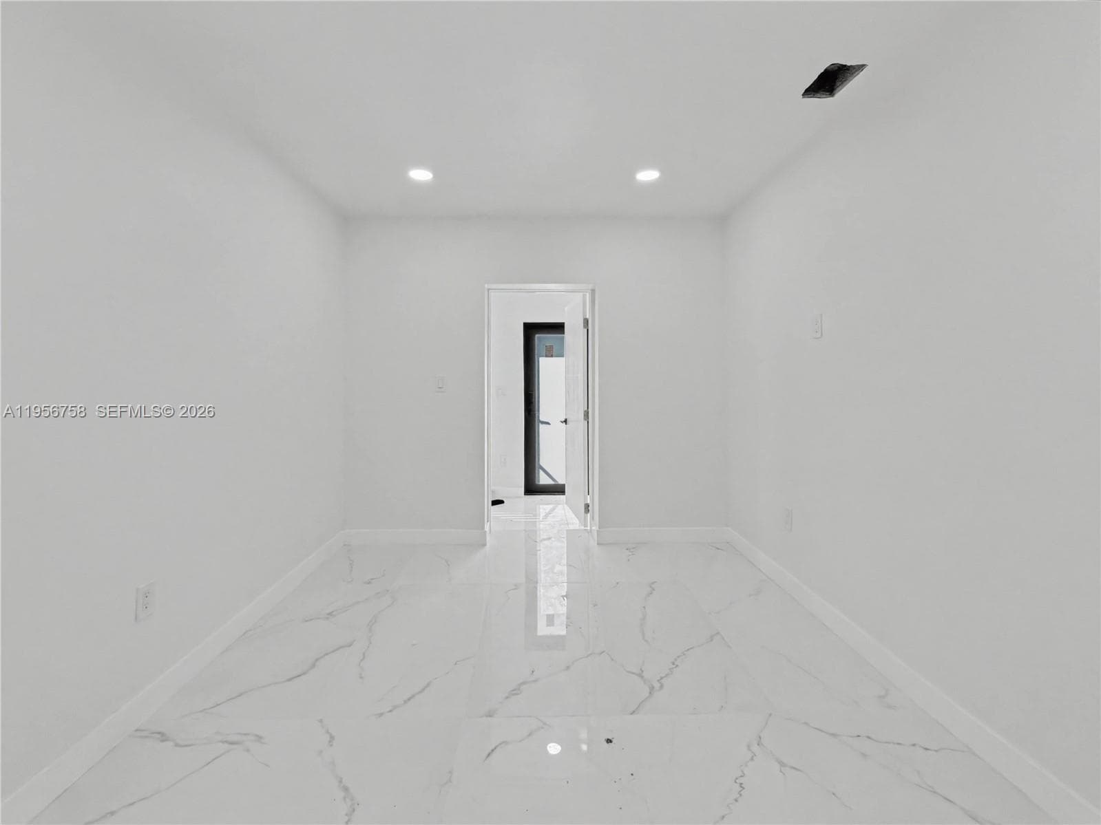 2490 SW 17th St, Miami FL 33145 — 11