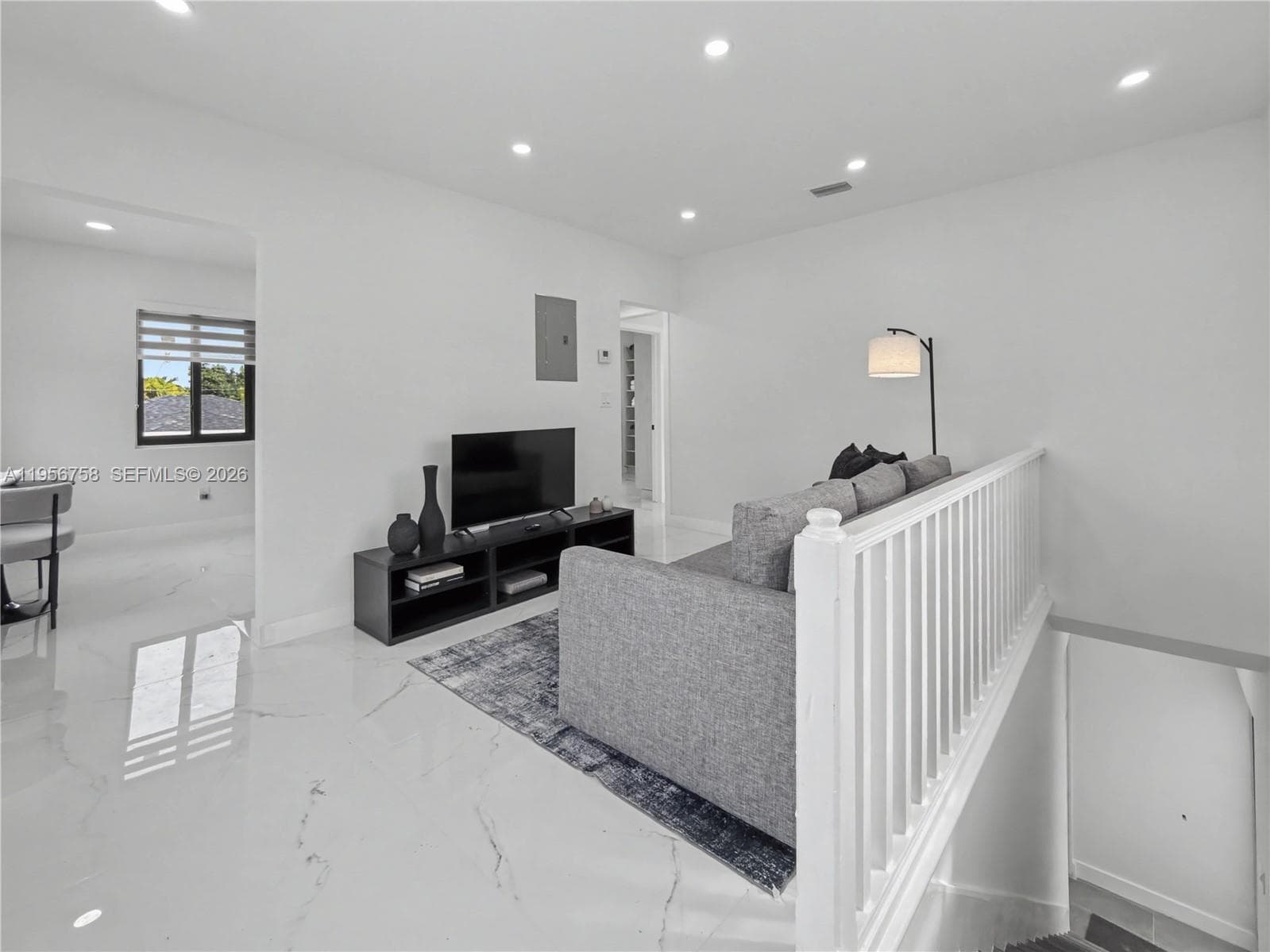 2490 SW 17th St, Miami FL 33145 — 29