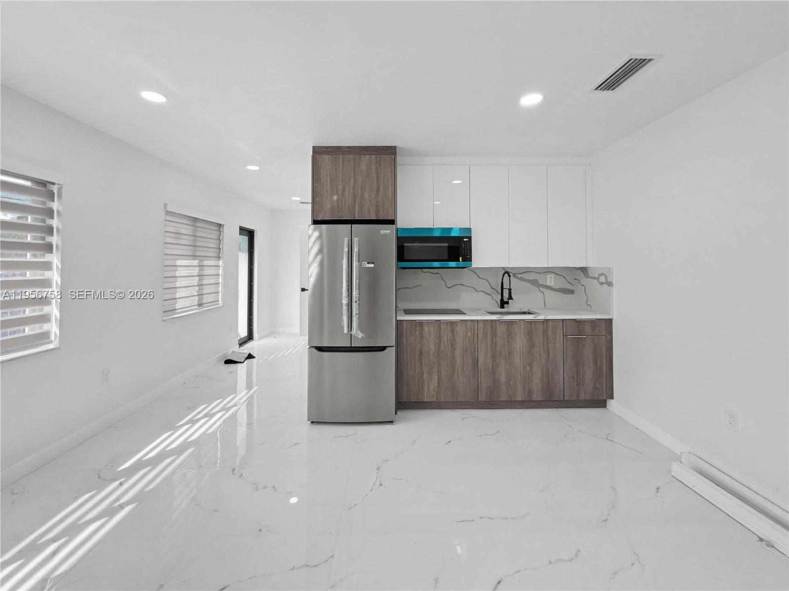 2490 SW 17th St, Miami FL 33145 — 8