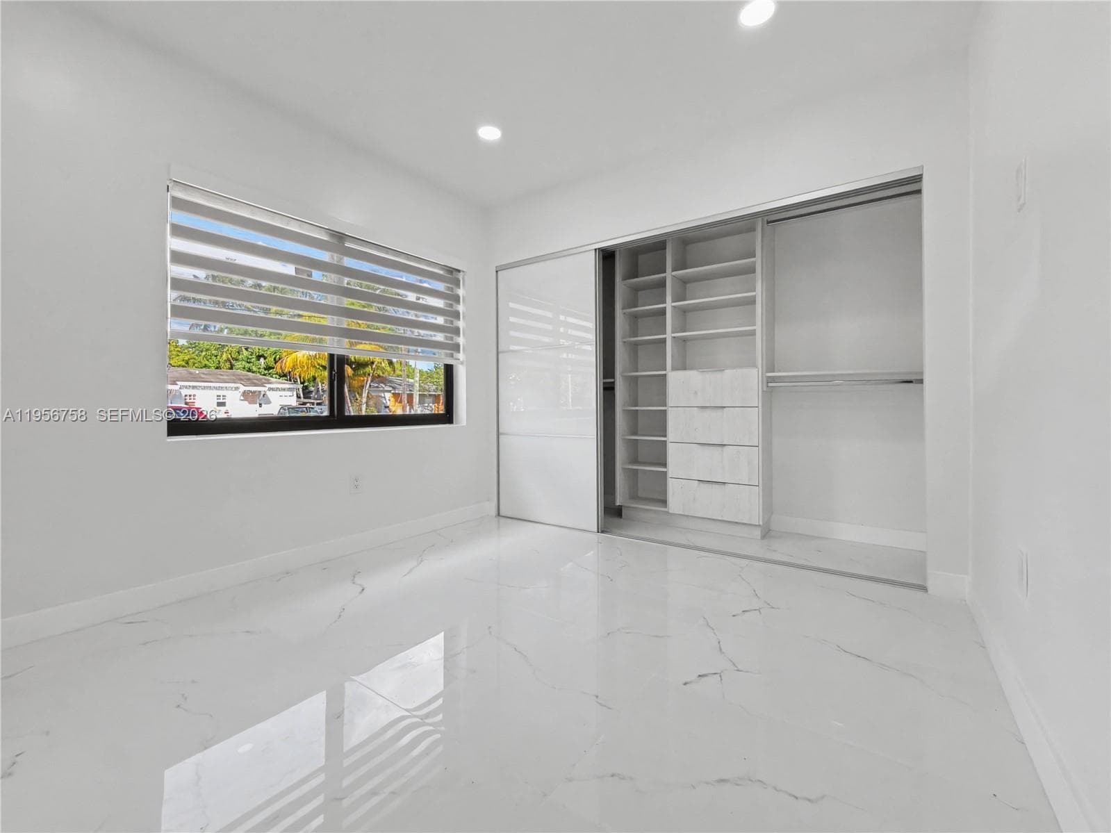 2490 SW 17th St, Miami FL 33145 — 21