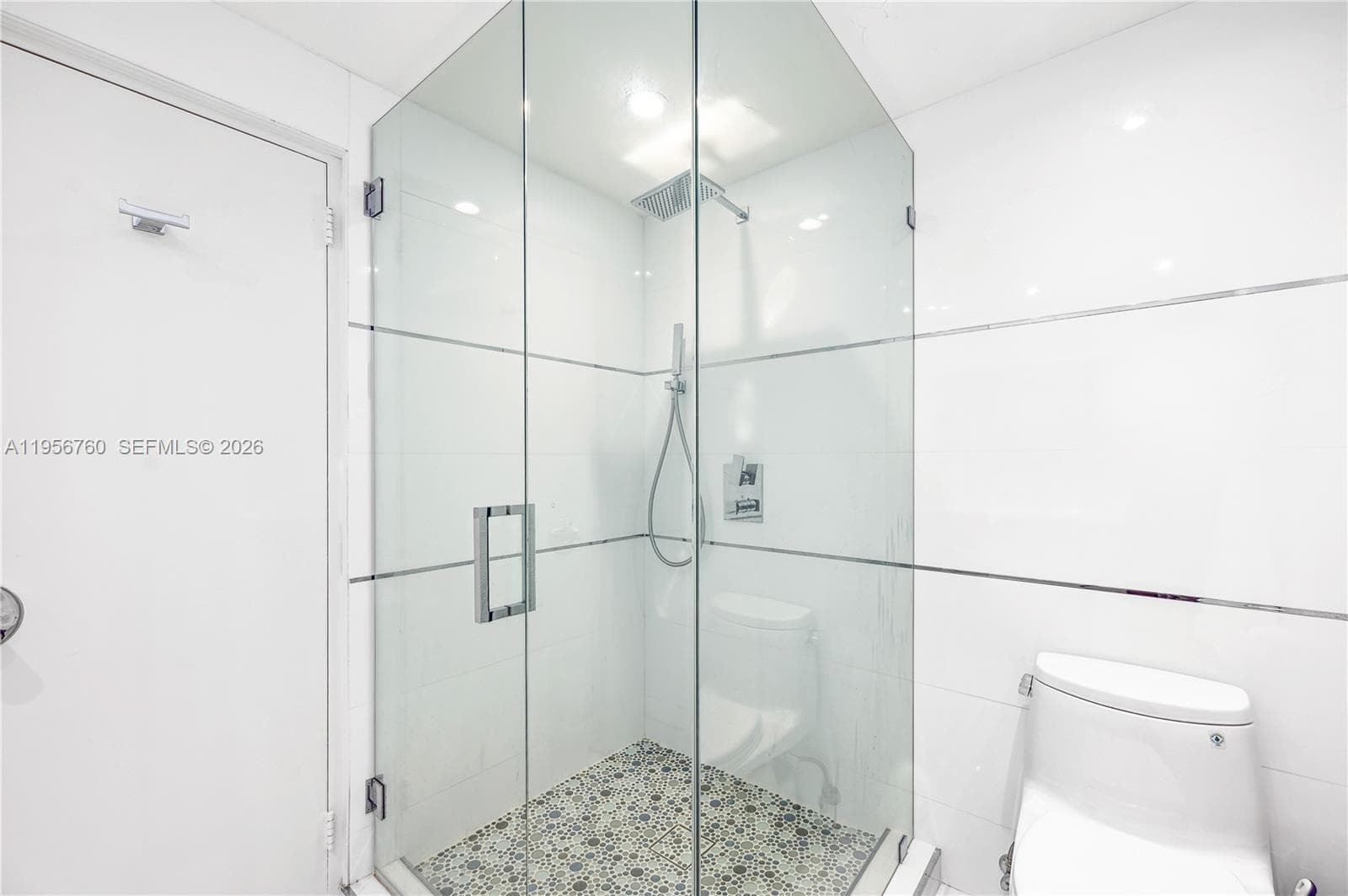 5255 Collins Ave # 4A, Miami Beach FL 33140 — 23