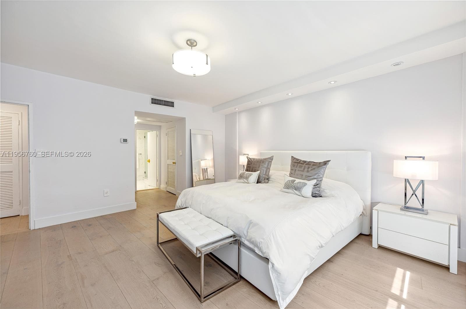 5255 Collins Ave # 4A, Miami Beach FL 33140 — 18