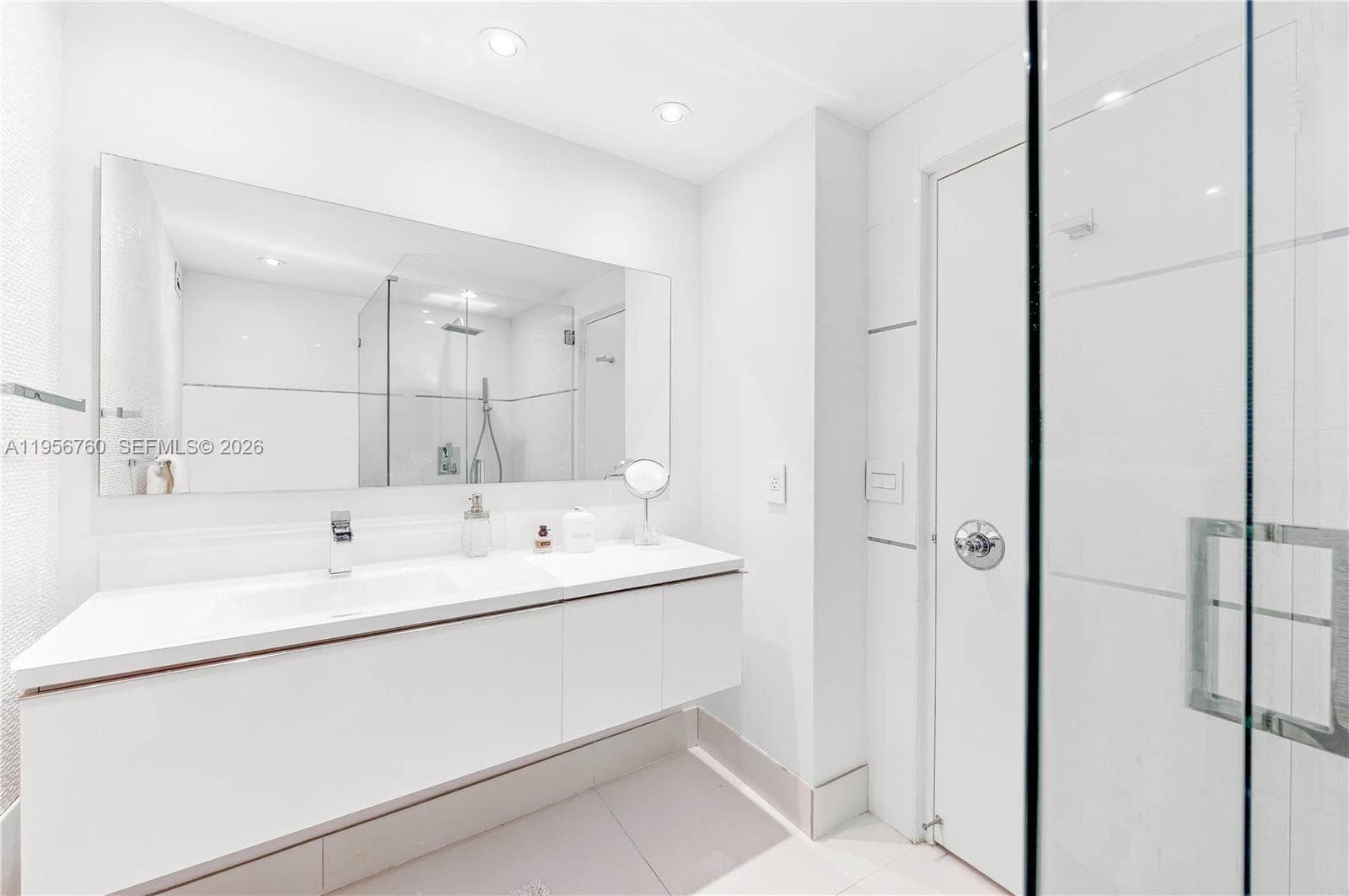 5255 Collins Ave # 4A, Miami Beach FL 33140 — 21