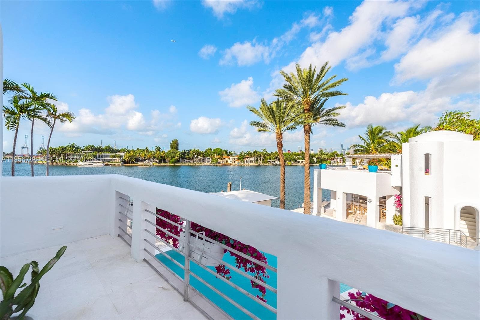 24 S Hibiscus Dr, Miami Beach FL 33139 — 14