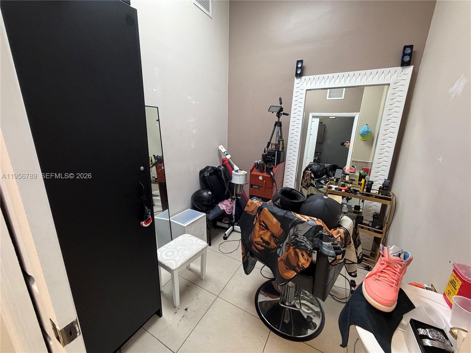 18505 NW 75th Pl, Hialeah FL 33015 — 7