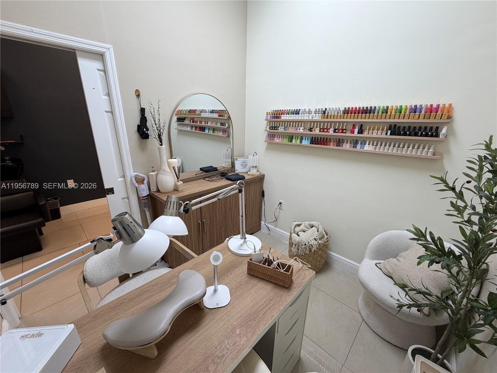 18505 NW 75th Pl, Hialeah FL 33015 — 9