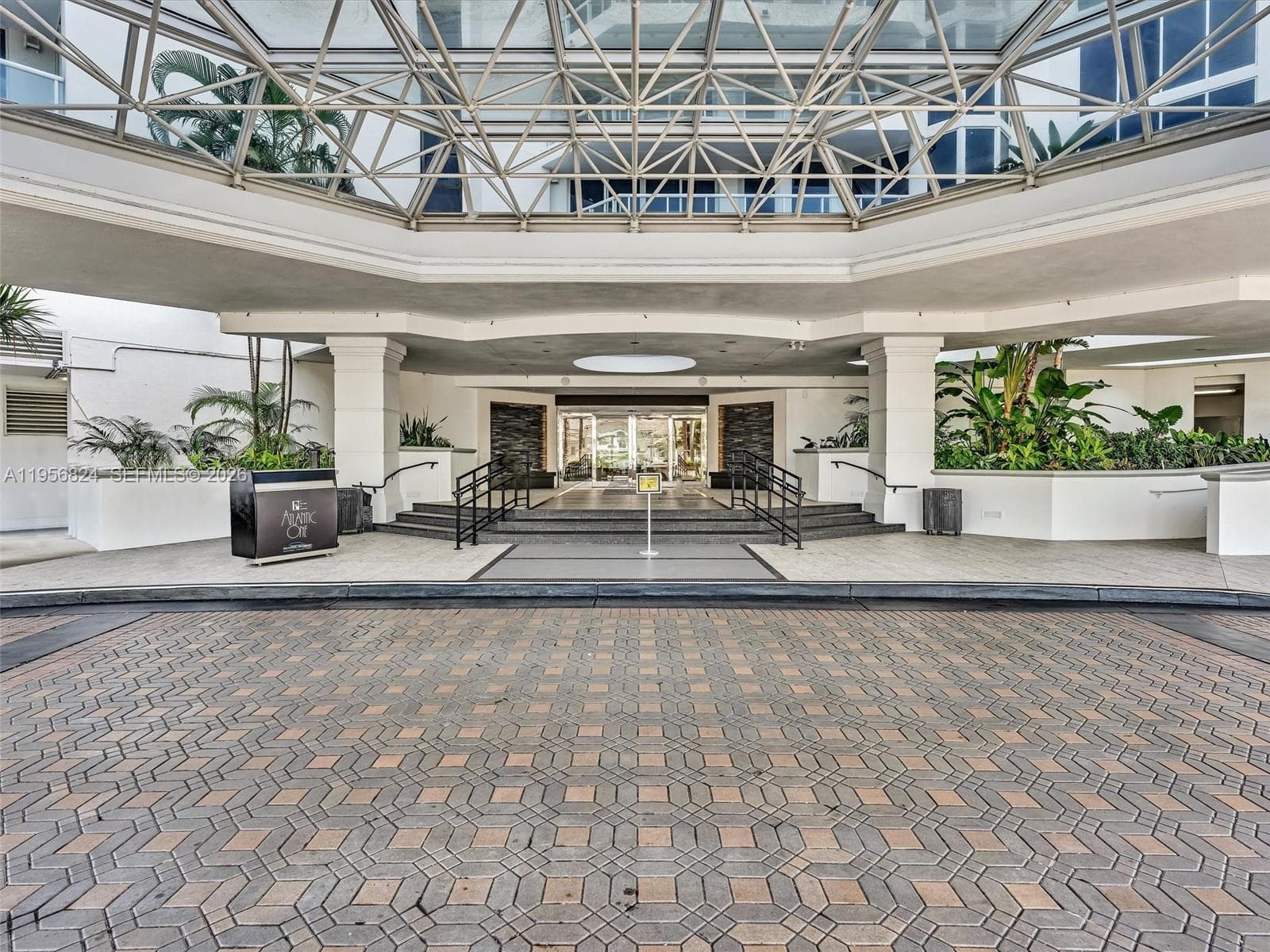 21200 Point Pl # 1503, Aventura FL 33180 — 87
