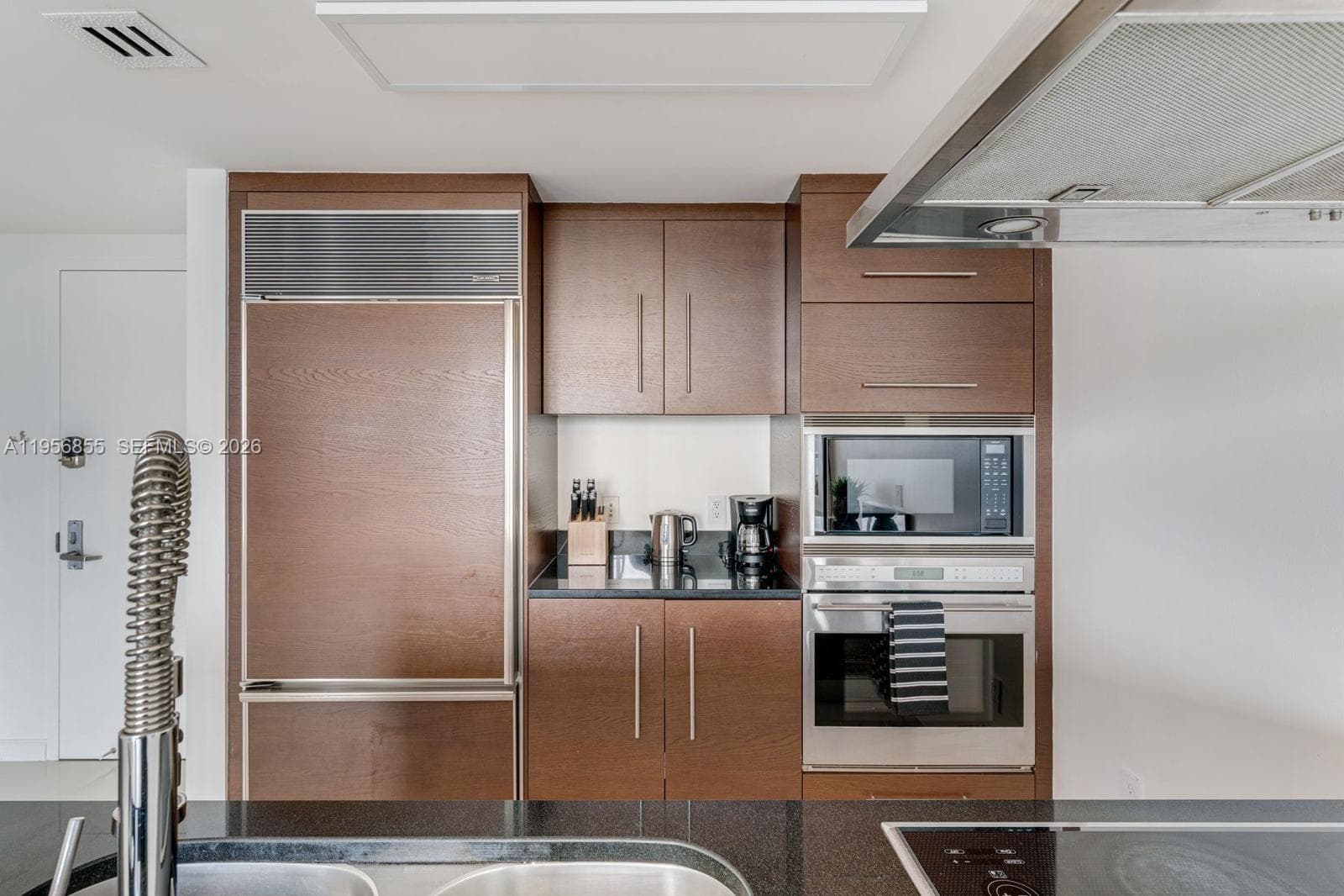 485 Brickell Ave # 4706, Miami FL 33131 — 5