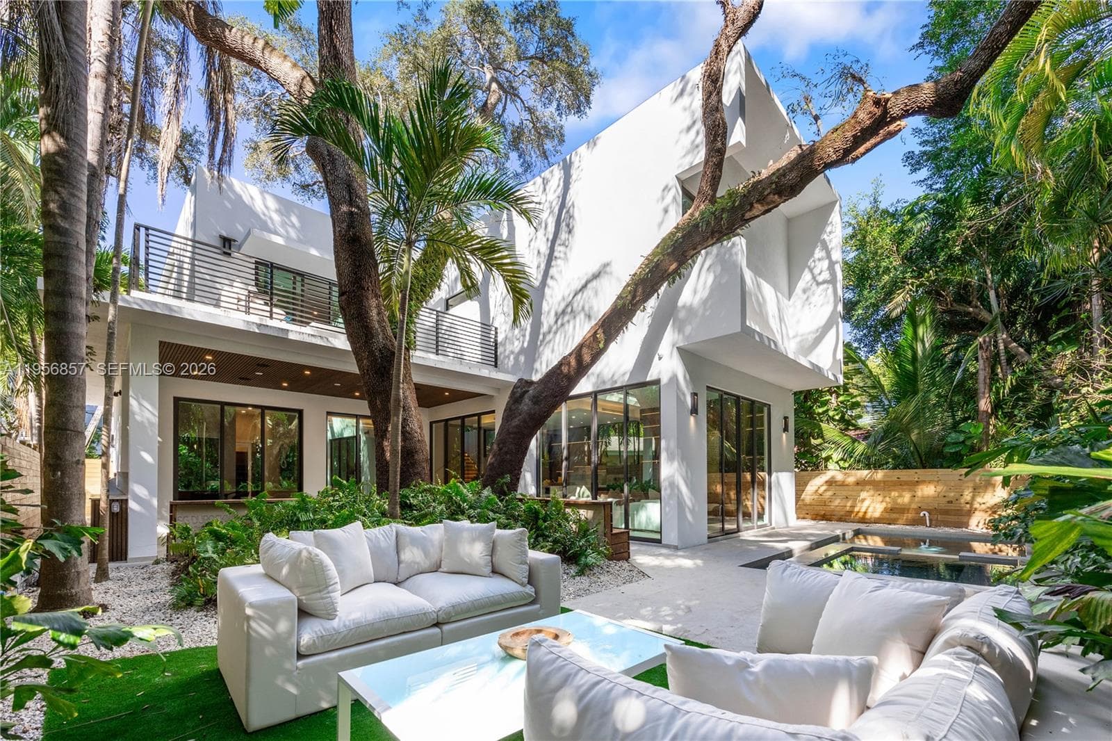 2805 Freeman St, Miami FL 33133 — 48