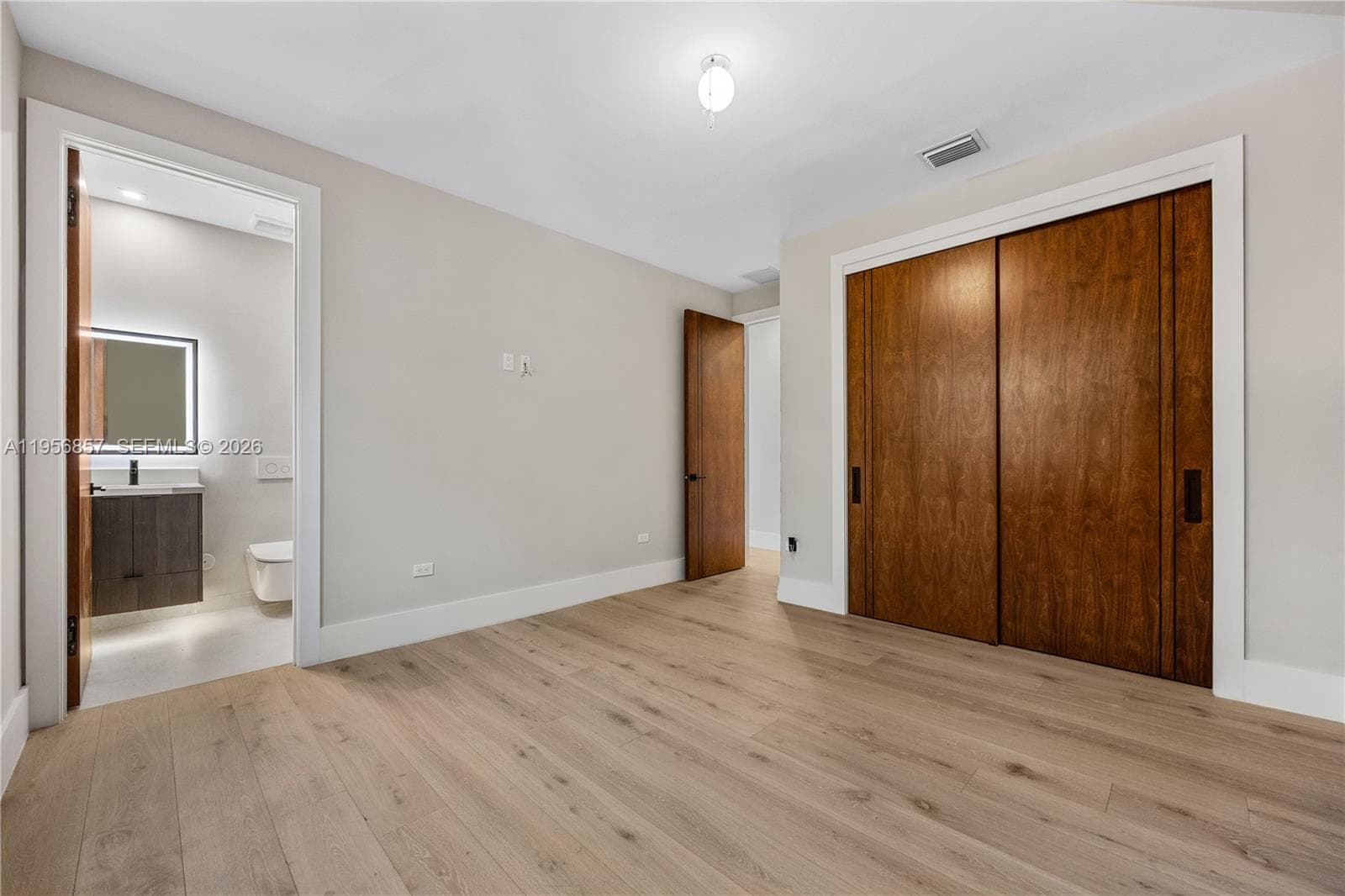 2805 Freeman St, Miami FL 33133 — 60