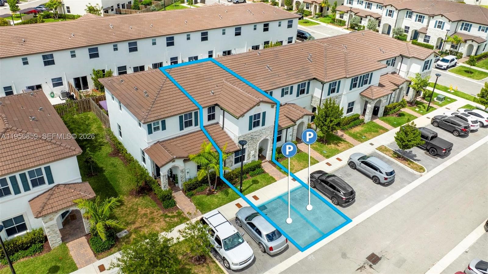 12204 NW 23rd Ct, Miami FL 33167 — 35