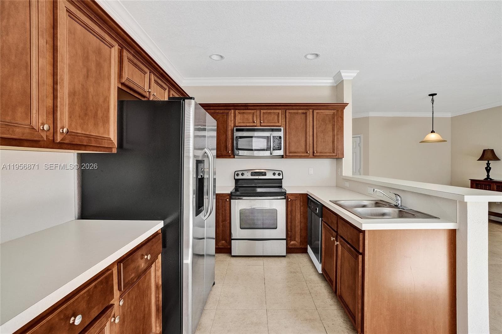 1042 NE 207th Ter, Miami FL 33179 — 16