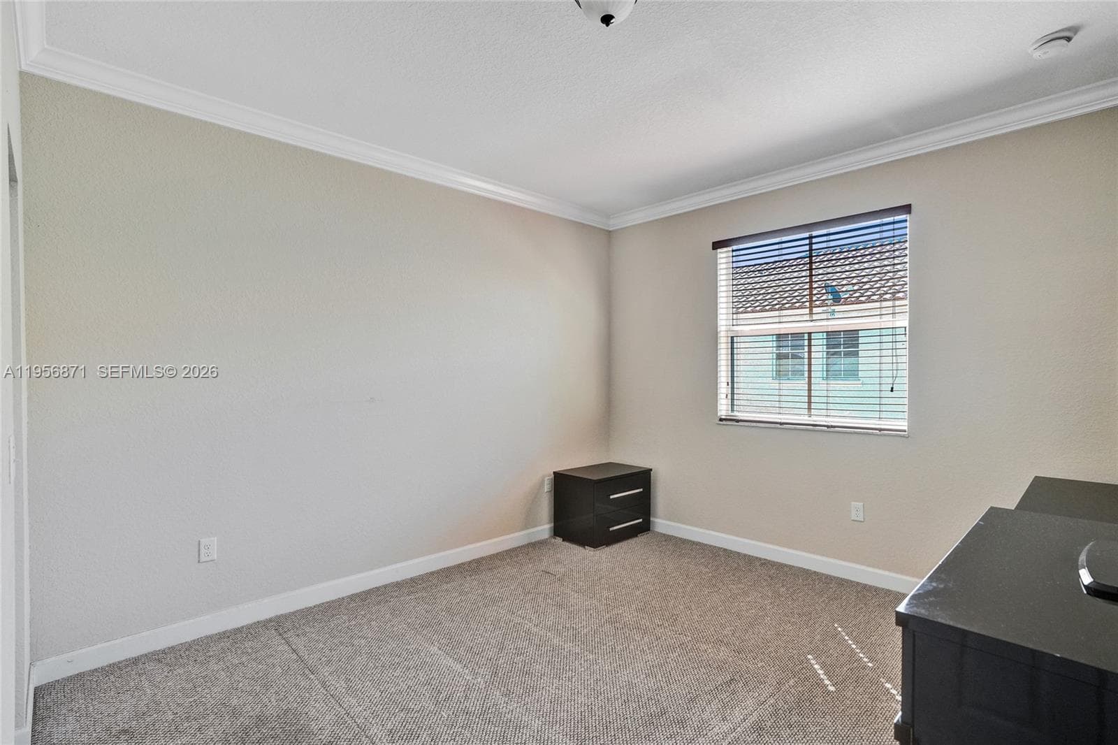 1042 NE 207th Ter, Miami FL 33179 — 26