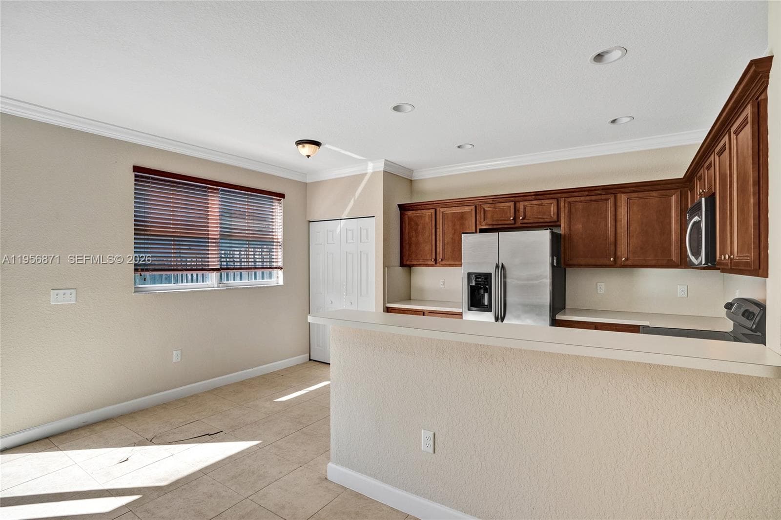 1042 NE 207th Ter, Miami FL 33179 — 19