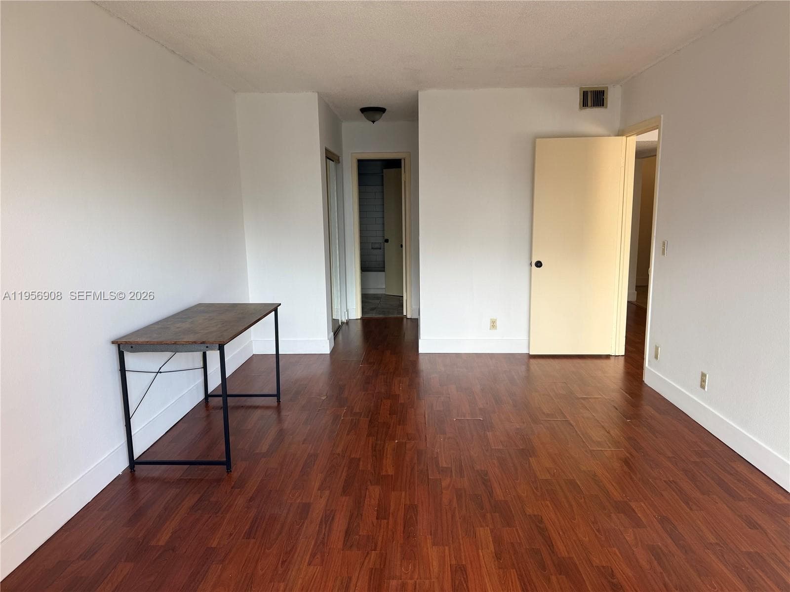 7900 Camino Cir # 403, Miami FL 33143 — 7
