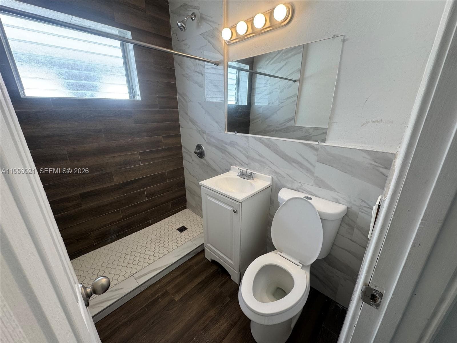 7300 N Harding Ave # 28, Miami Beach FL 33141 — 4