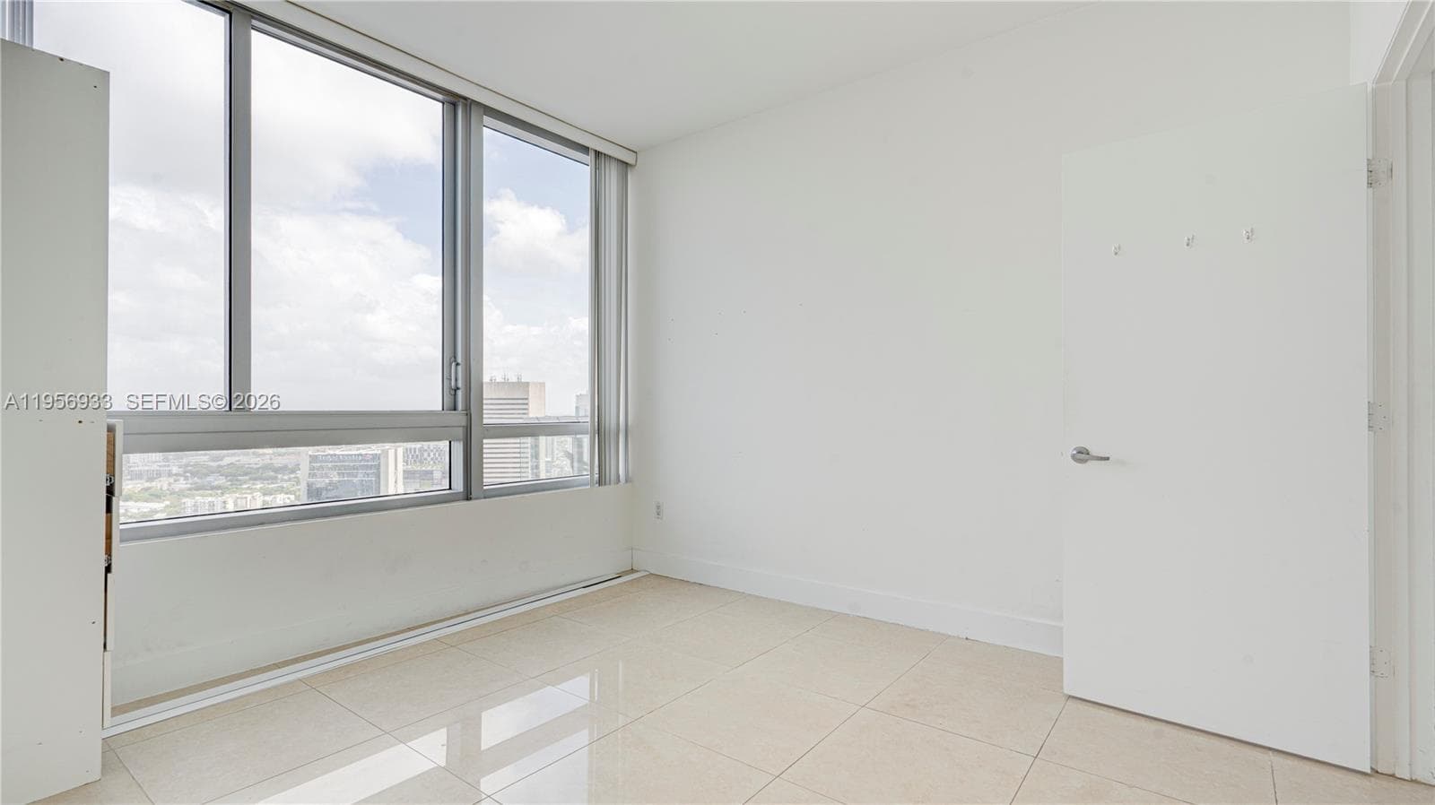 90 SW 3rd St # 10, Miami FL 33130 — 27