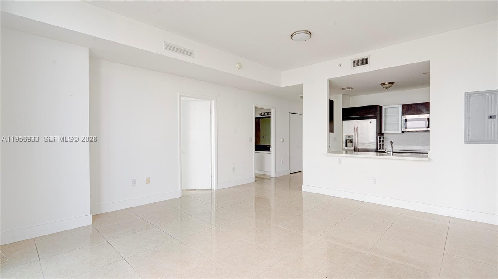 90 SW 3rd St # 10, Miami FL 33130 — 6