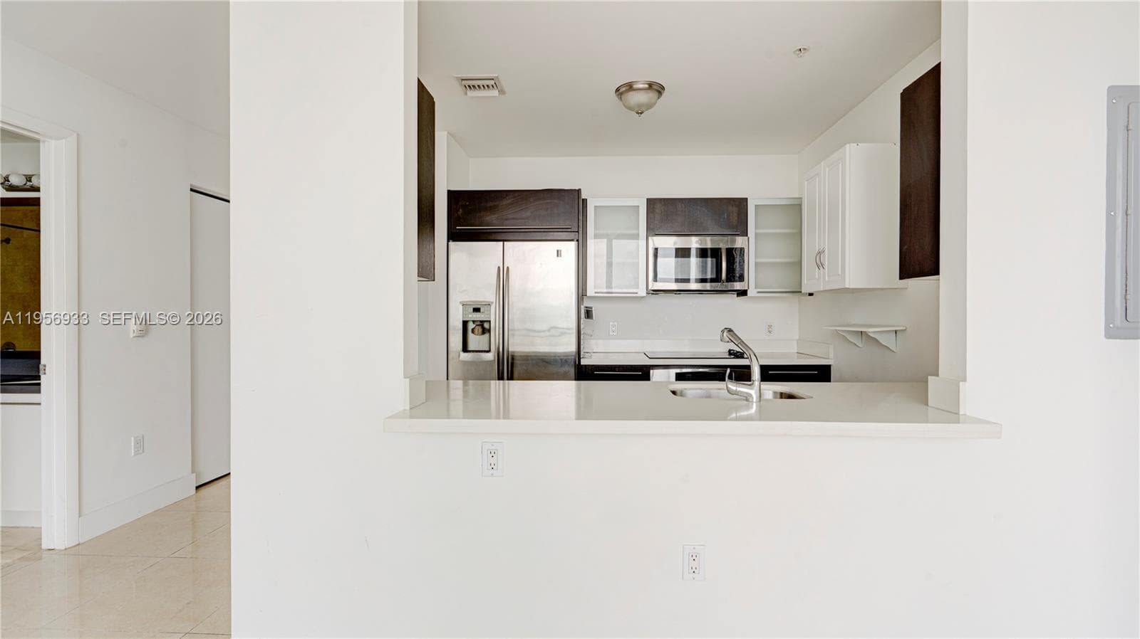 90 SW 3rd St # 10, Miami FL 33130 — 16
