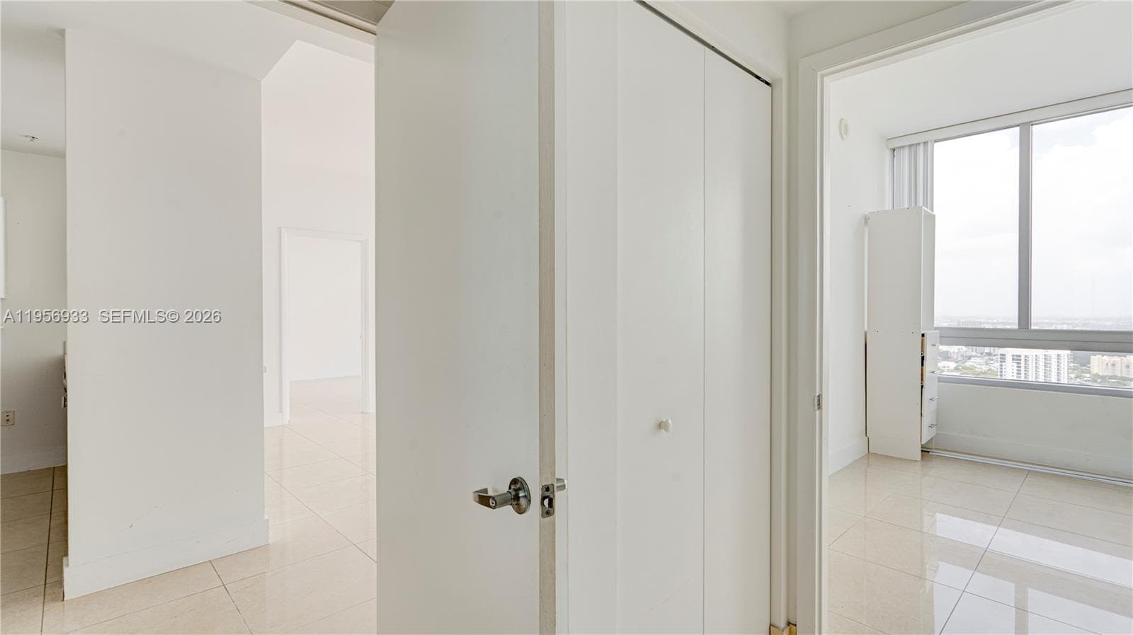 90 SW 3rd St # 10, Miami FL 33130 — 26