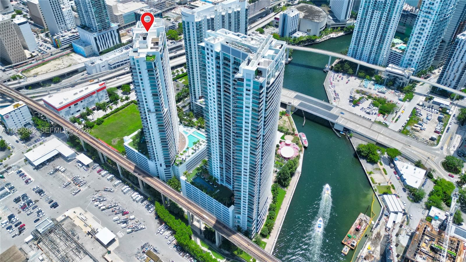 90 SW 3rd St # 10, Miami FL 33130 — 1