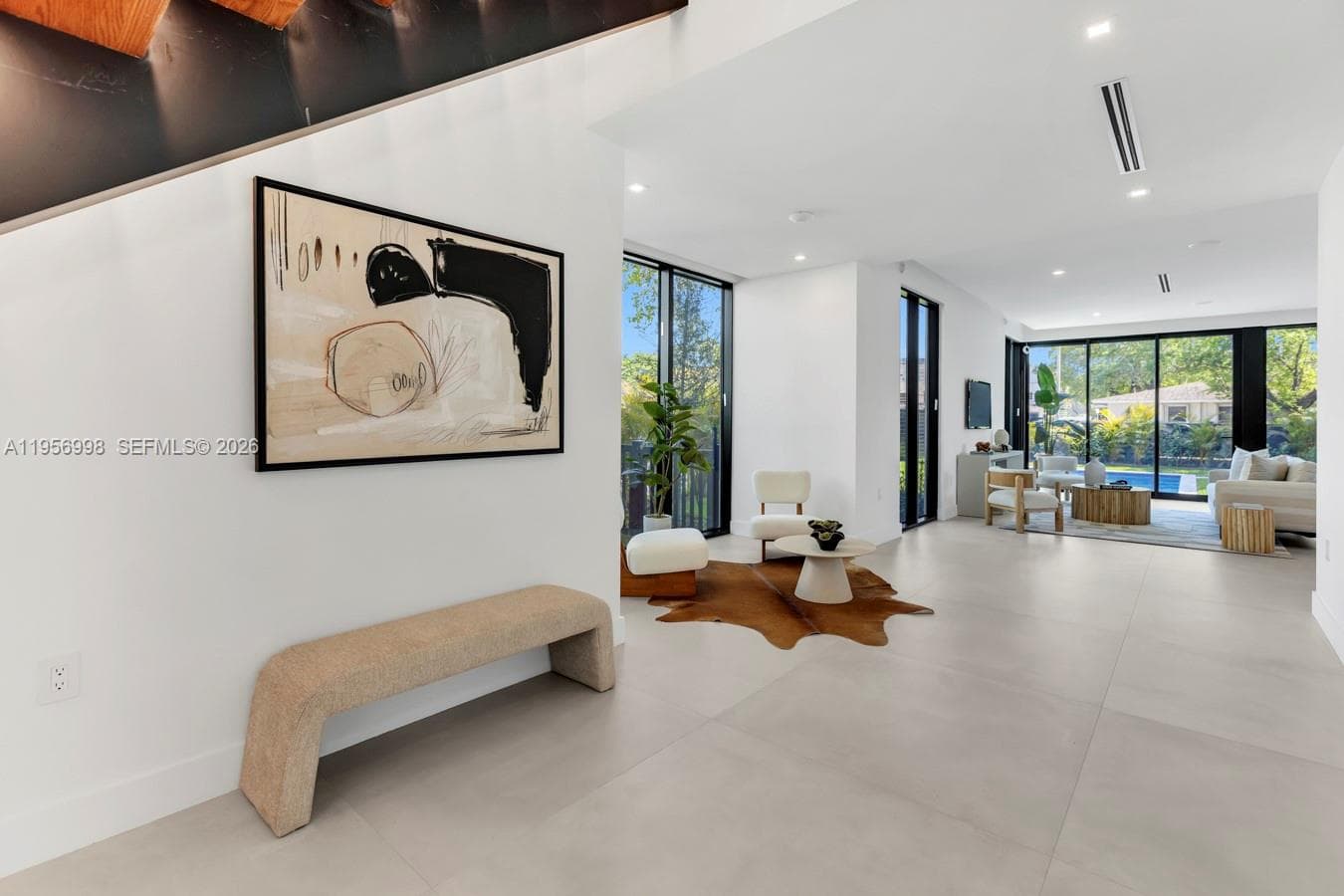 3200 Thomas Ave, Miami FL 33133 — 19
