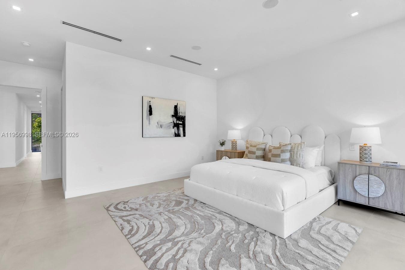 3200 Thomas Ave, Miami FL 33133 — 31