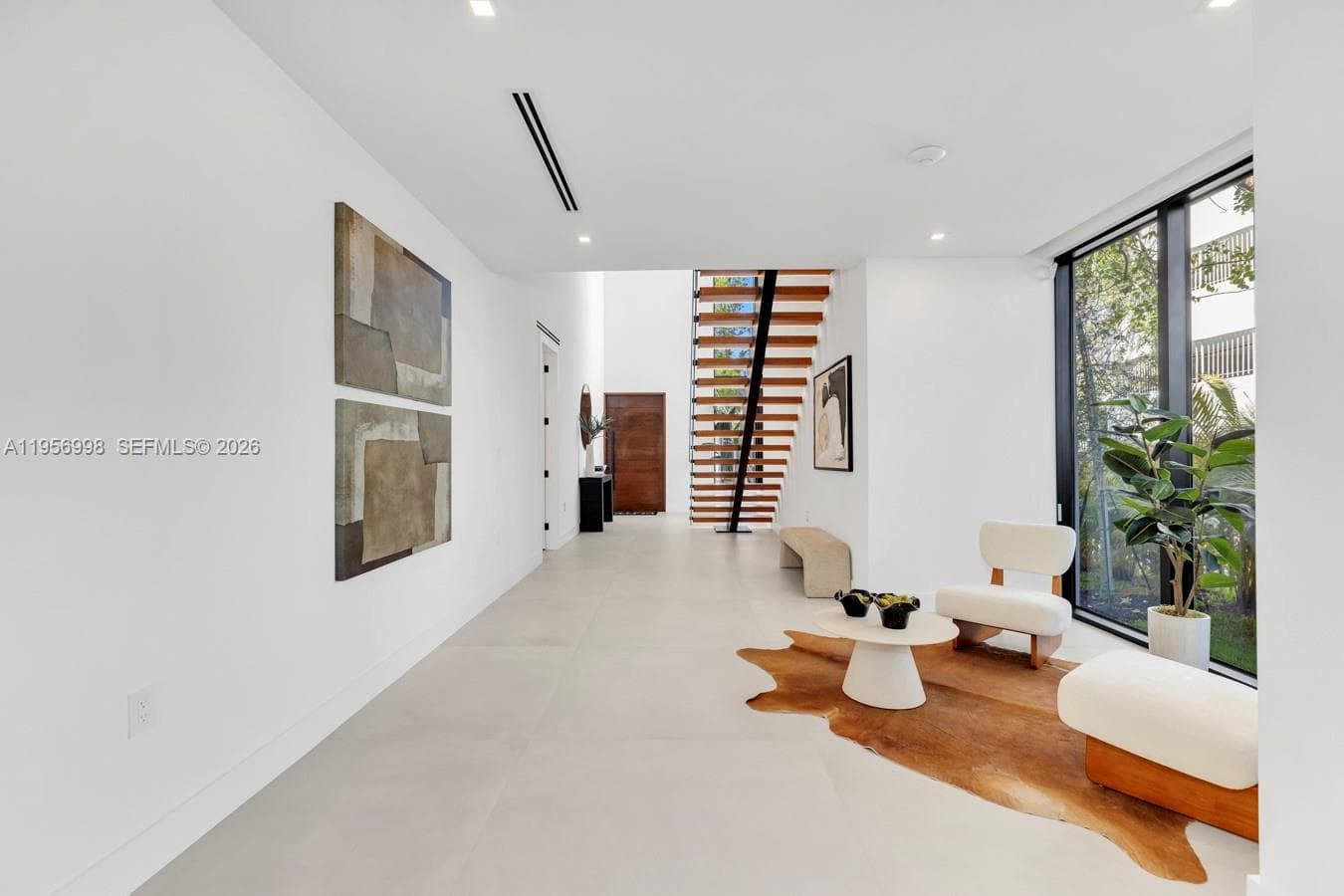 3200 Thomas Ave, Miami FL 33133 — 21
