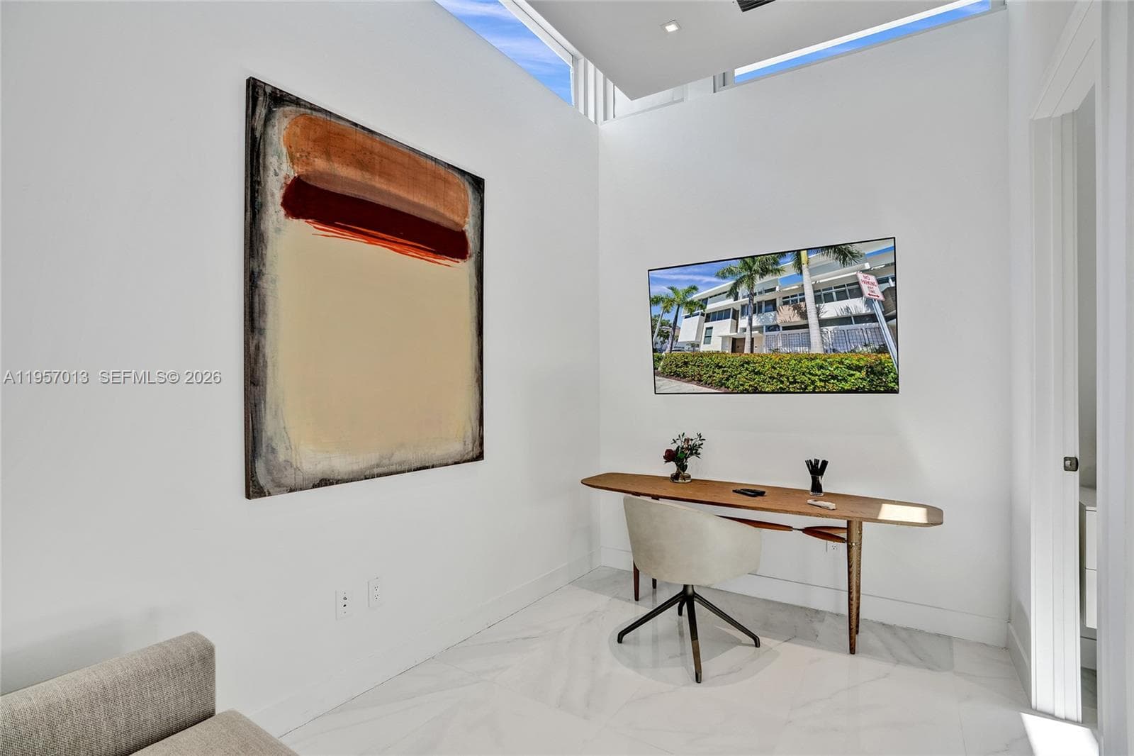 3750 Yacht Club Dr, Aventura FL 33180 — 23