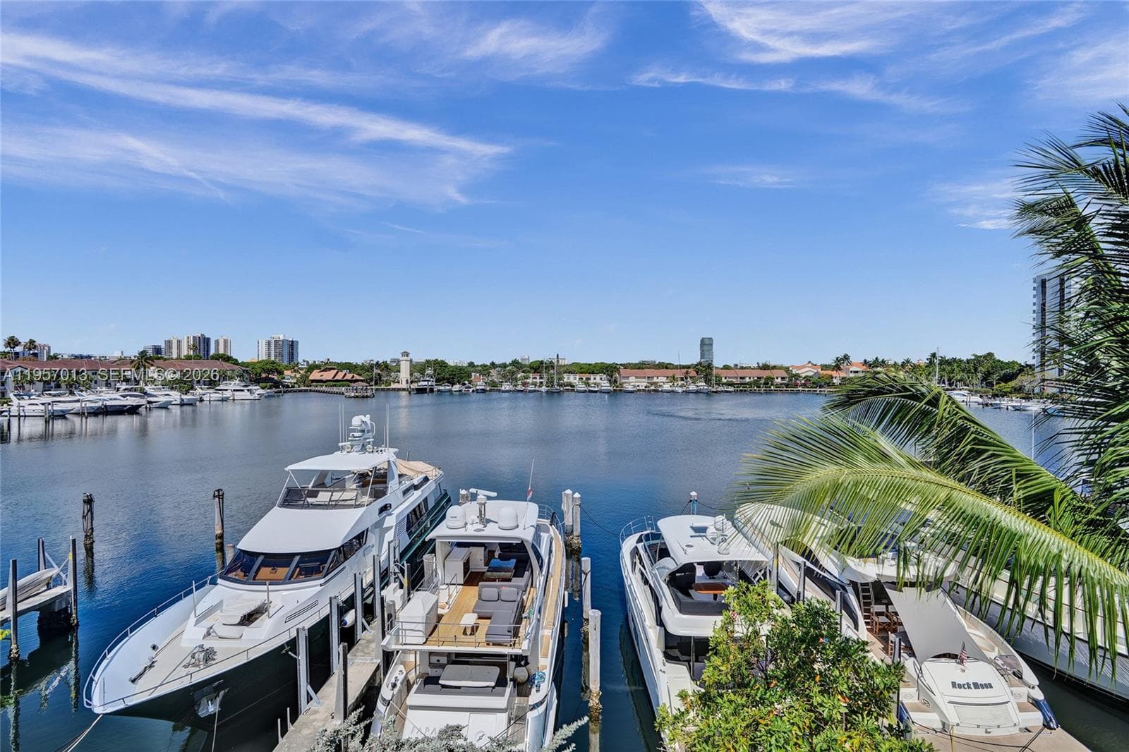 3750 Yacht Club Dr, Aventura FL 33180 — 59