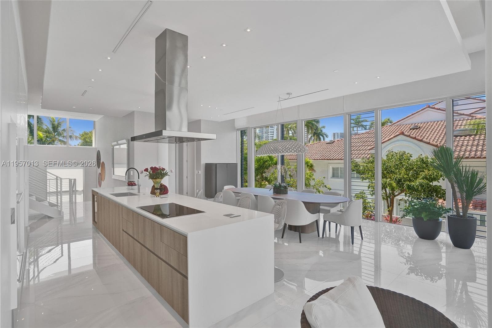 3750 Yacht Club Dr, Aventura FL 33180 — 8