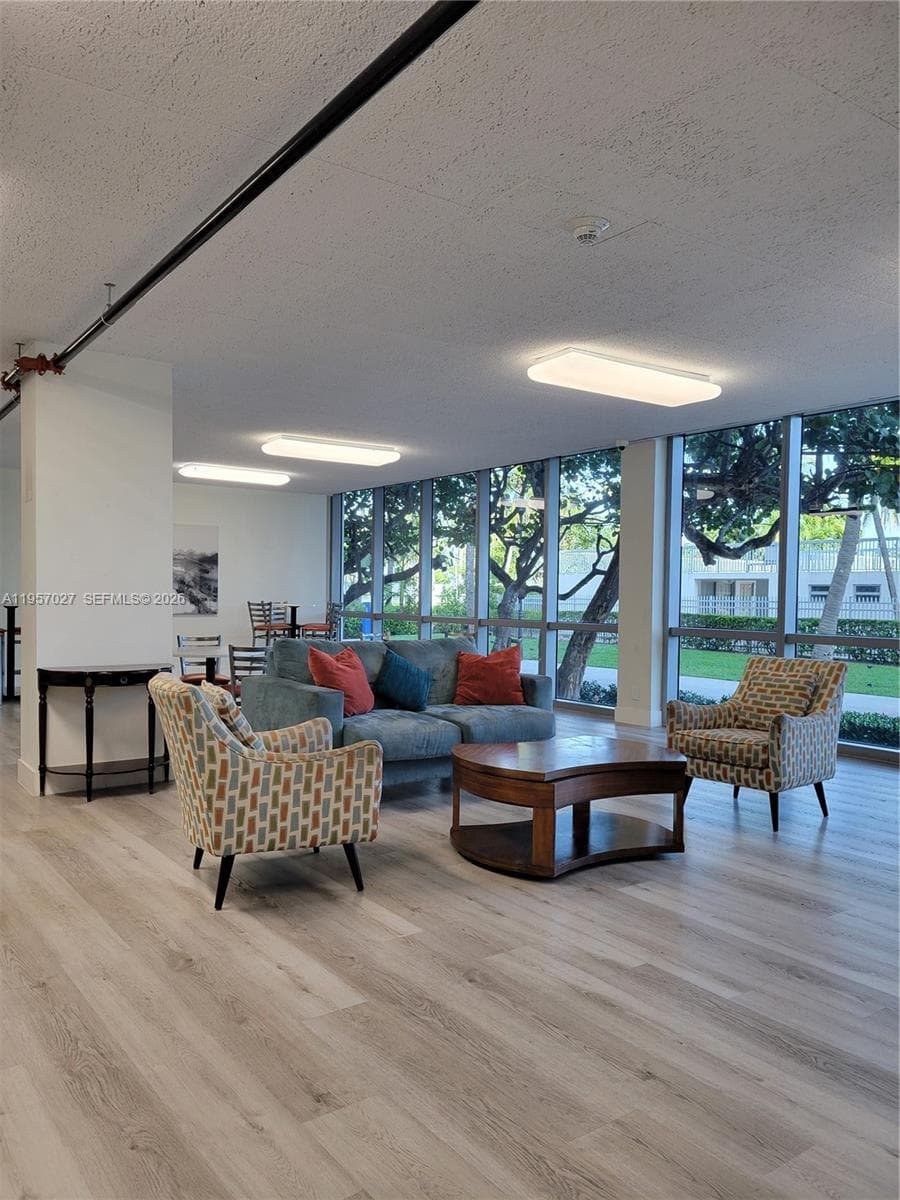 2655 Collins Ave # 1106, Miami Beach FL 33140 — 20