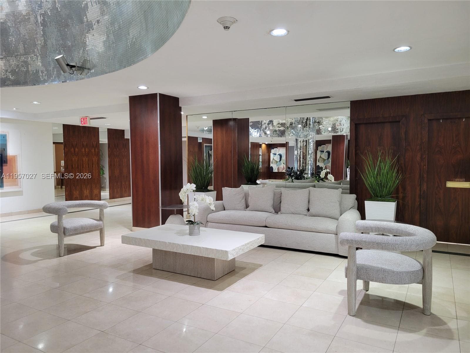2655 Collins Ave # 1106, Miami Beach FL 33140 — 30
