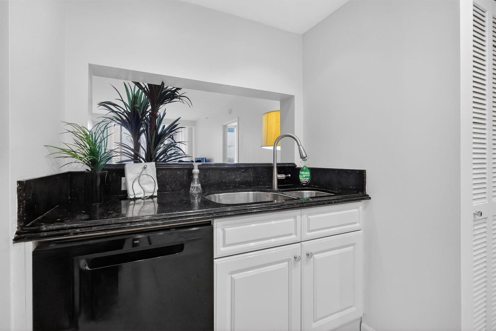 9595 Collins Avenue # 8f, Surfside FL 33154 — 23