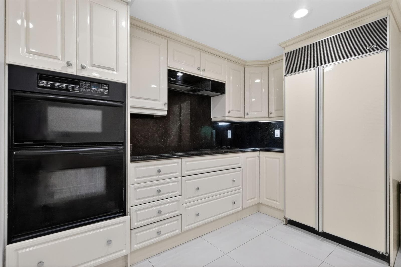 9595 Collins Avenue # 8f, Surfside FL 33154 — 20