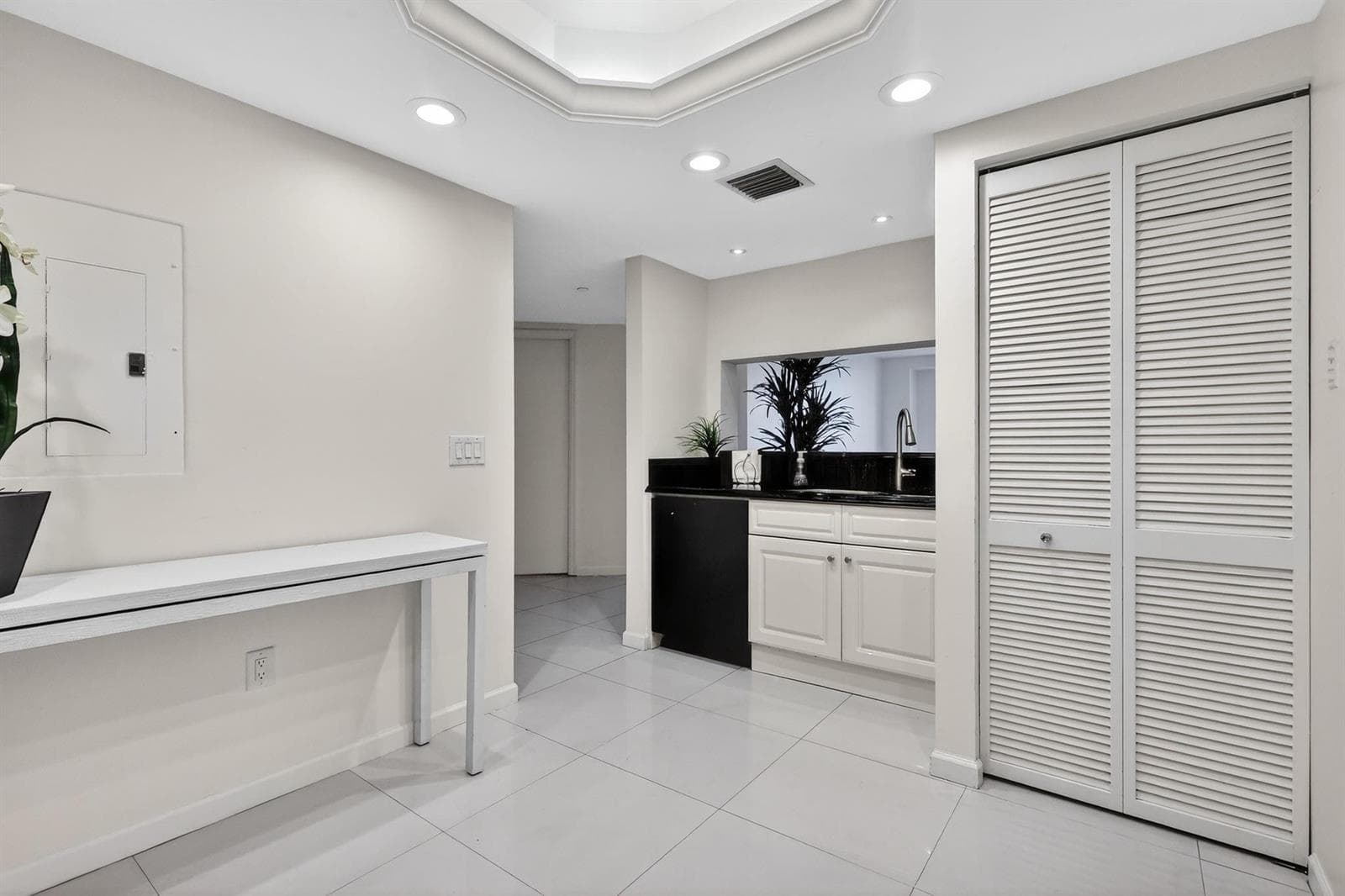 9595 Collins Avenue # 8f, Surfside FL 33154 — 18