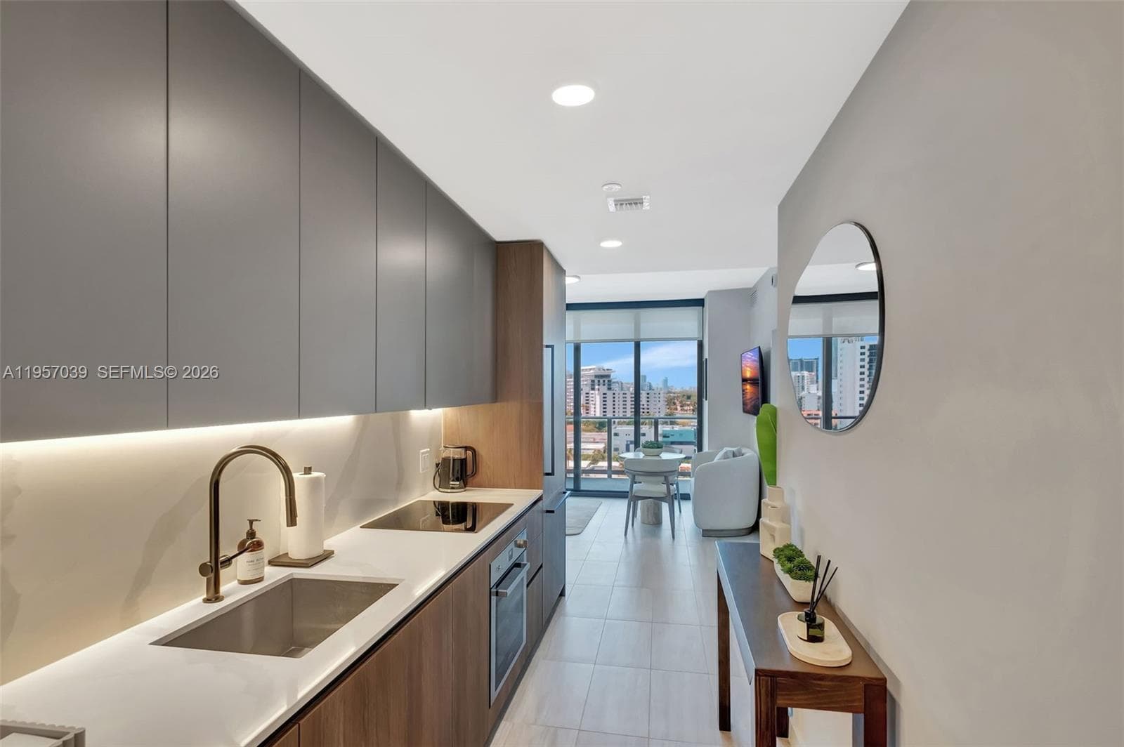580 72nd street # 808, Miami Beach FL 33141 — 9