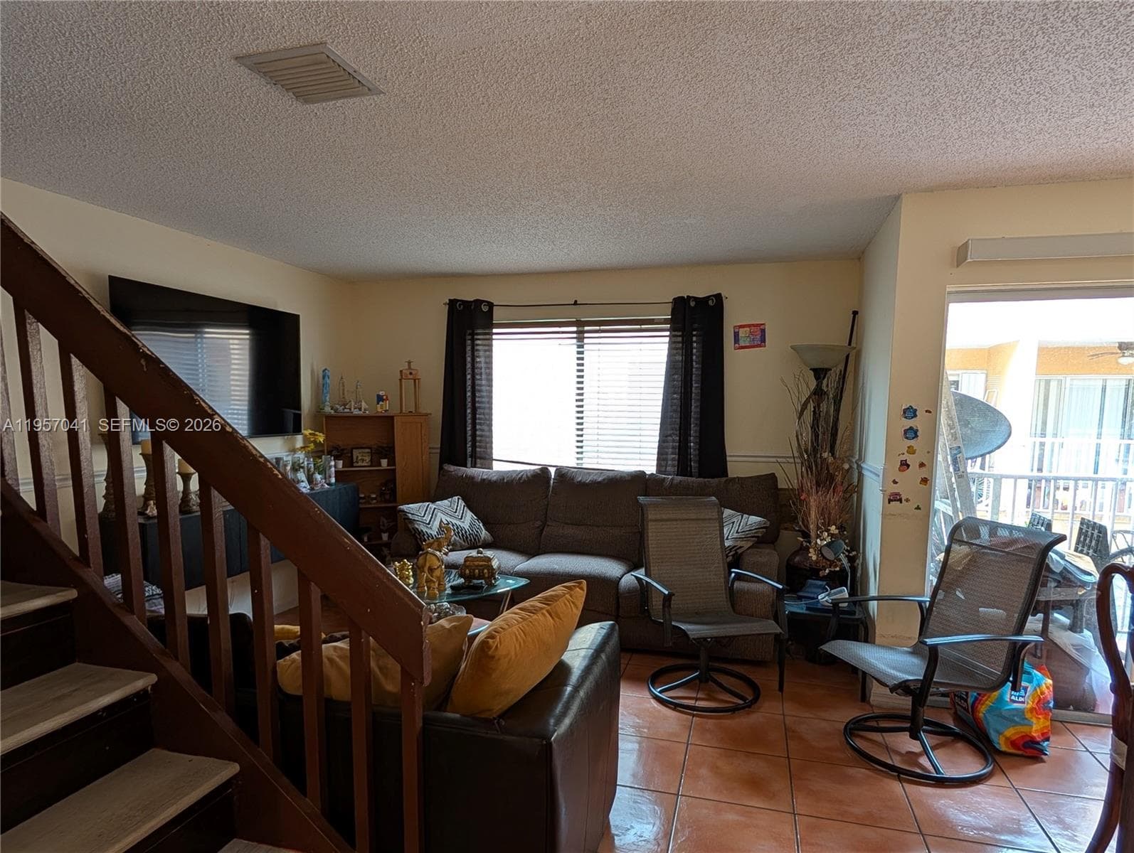 6205 Kendale Lakes Cir # 289, Miami FL 33183 — 3