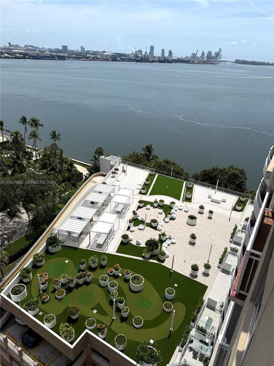 770 Claughton Island Dr # 1503, Miami FL 33131 — 47