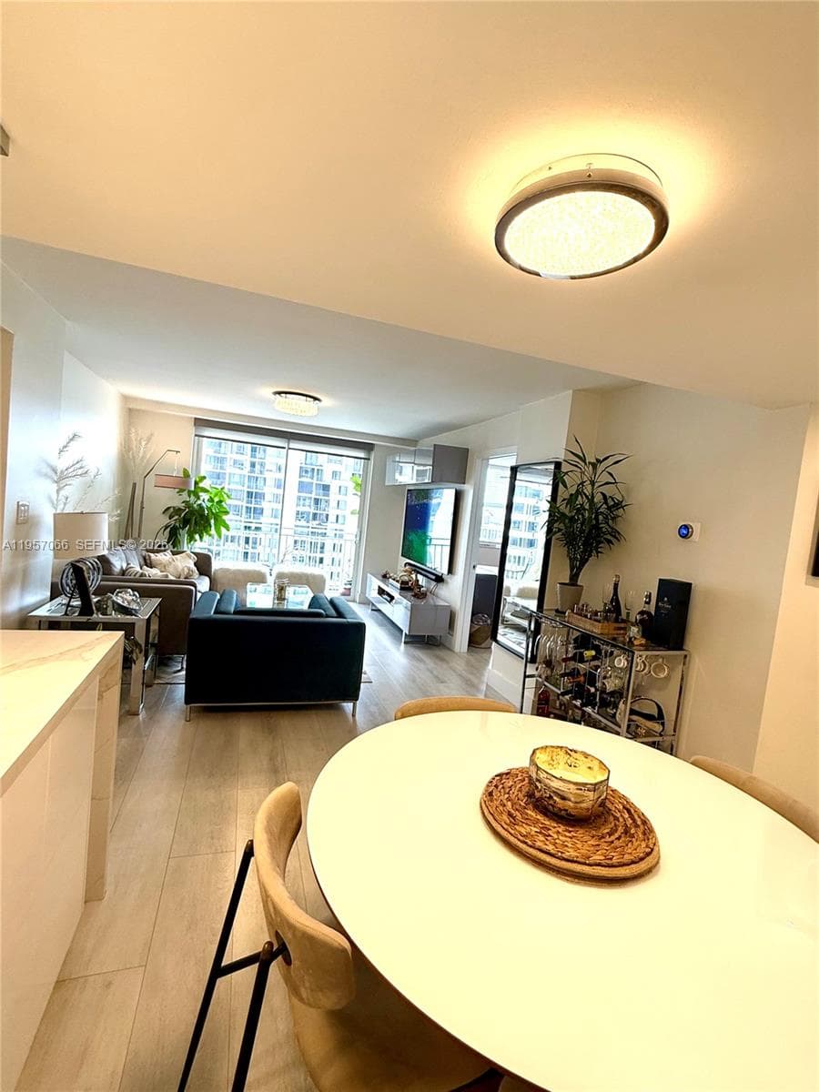 770 Claughton Island Dr # 1503, Miami FL 33131 — 16