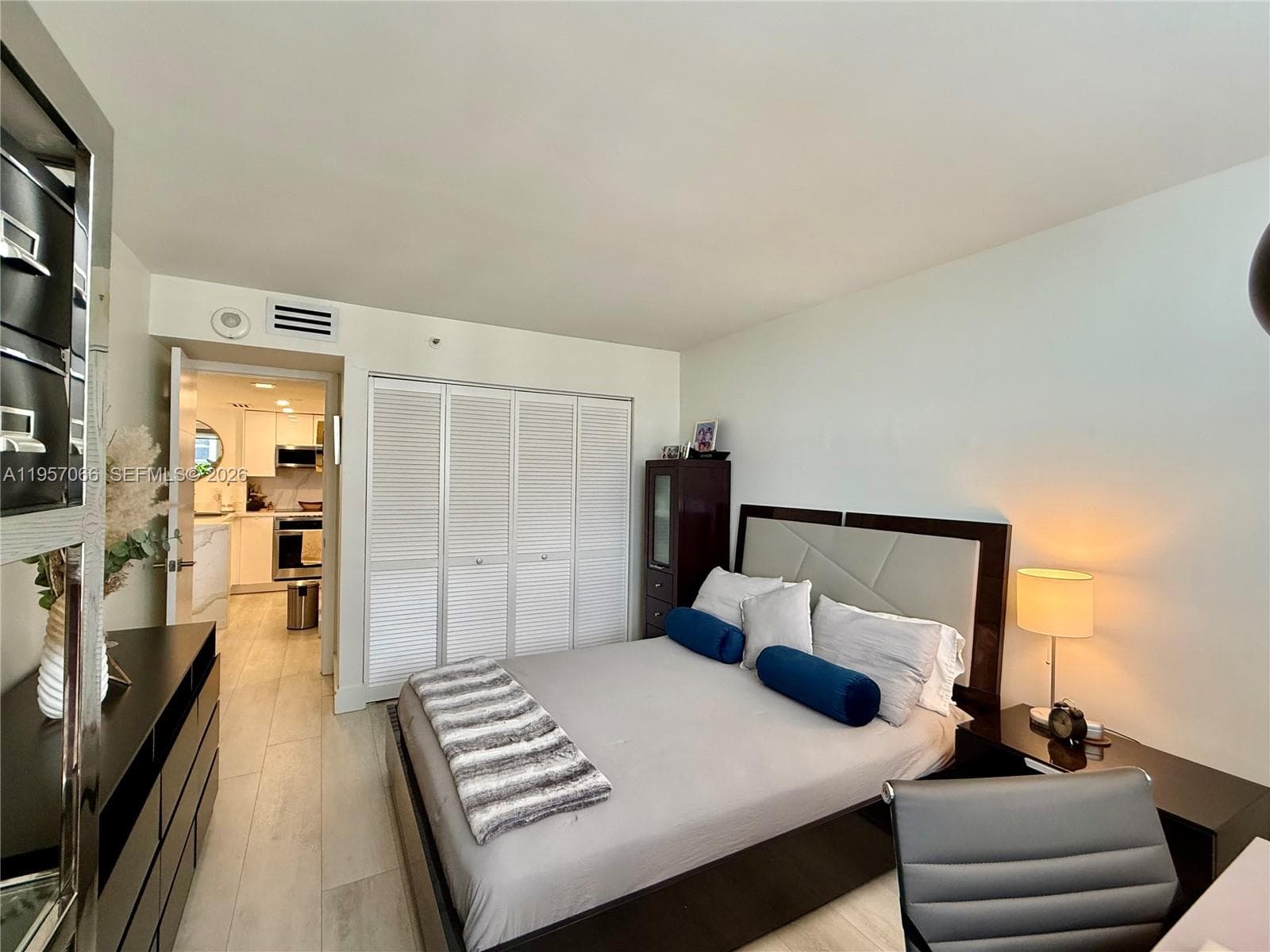 770 Claughton Island Dr # 1503, Miami FL 33131 — 24